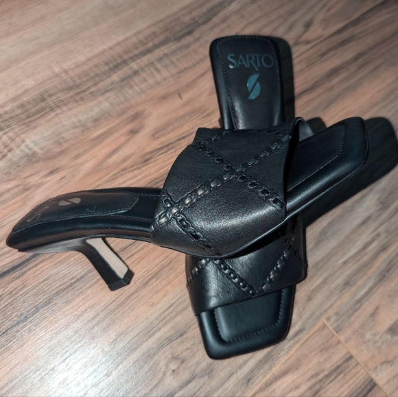 Sarto By Franco Sarto Black Leather Square Toe Sandal Heels Size 7. Women's 7. - Picture 3 of 6